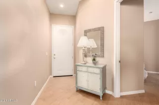 Photo #2: 6307427 Listing