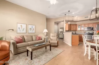 Photo #5: 6307427 Listing