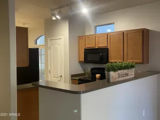 Photo #6: 6307602 Listing 