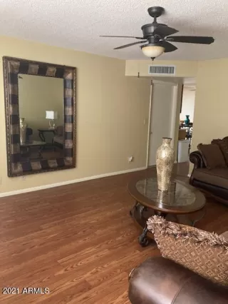 Photo #4: 6307769 Listing 