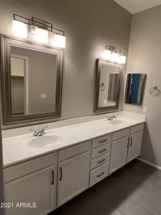 Photo #6: 6307902 Listing