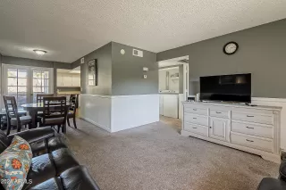 Photo #2: 6307971 Listing 