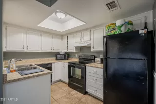 Photo #6: 6307971 Listing 