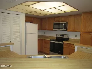 Photo #4: 6308049 Listing