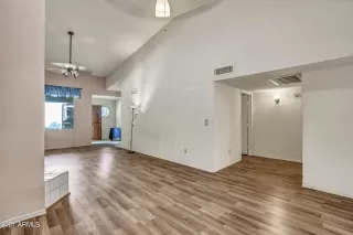 Photo #4: 6308098 Listing 