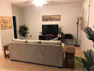 Photo #5: 6308102 Listing 