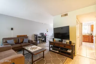 Photo #2: 6308176 Listing 