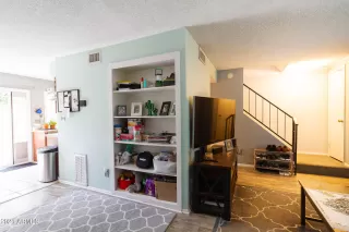 Photo #3: 6308176 Listing 