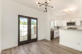 Photo #2: 6308565 Listing