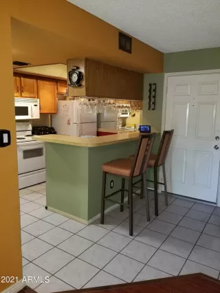 Photo #4: 6308598 Listing 