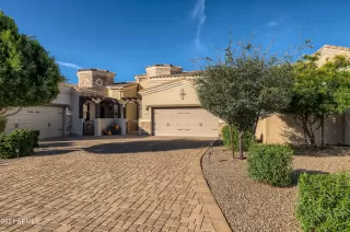 Photo #1: 6308637 Listing