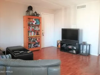 Photo #1: 6308834 Listing