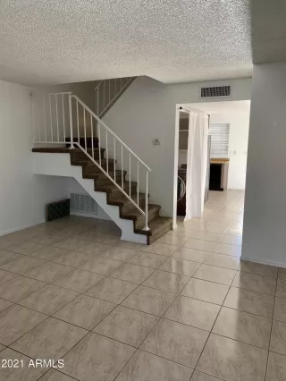 Photo #1: 6309087 Listing