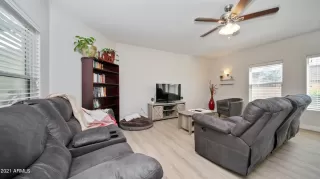 Photo #4: 6309154 Listing