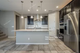 Photo #3: 6309528 Listing