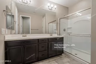 Photo #5: 6309528 Listing