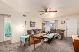 Photo #2: 6309865 Listing