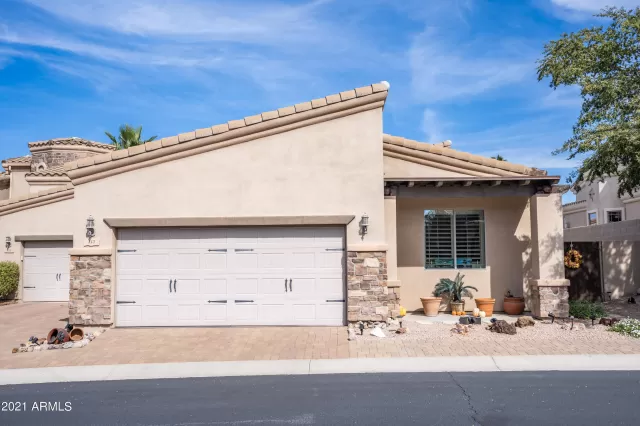 MLS: 6310021 Condo For Sale