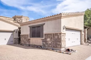 Photo #6: 6310021 Listing