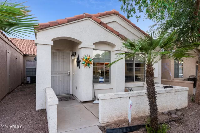 MLS: 6310107 Condo For Sale