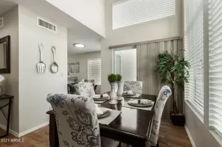 Photo #4: 6310248 Listing 