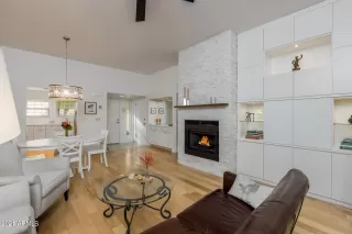 Photo #5: 6310278 Listing 