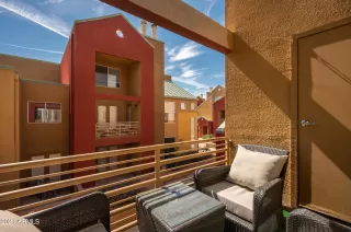 Photo #5: 6310340 Listing