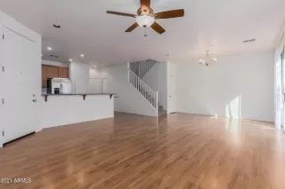 Photo #4: 6310371 Listing