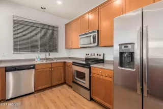 Photo #6: 6310371 Listing