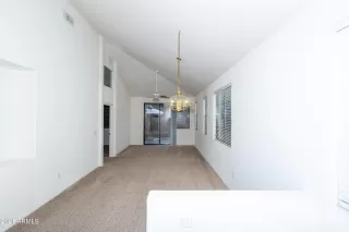 Photo #4: 6310477 Listing