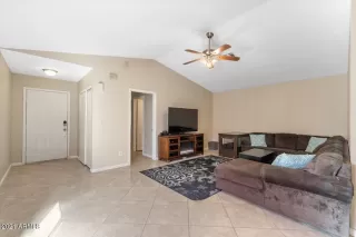 Photo #3: 6311026 Listing