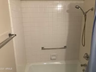 Photo #6: 6311110 Listing