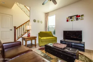 Photo #2: 6311356 Listing