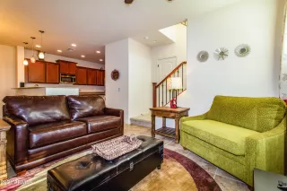 Photo #5: 6311356 Listing