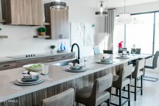 Photo #5: 6311419 Listing 