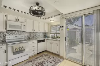 Photo #2: 6311734 Listing