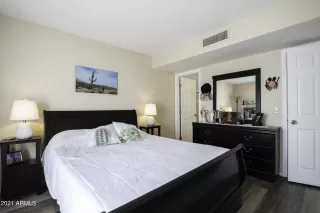 Photo #3: 6311734 Listing