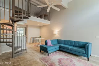 Photo #5: 6311788 Listing