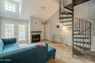 Photo #6: 6311788 Listing