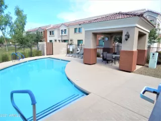 Photo #2: 6311867 Listing 