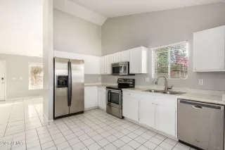 Photo #4: 6311985 Listing