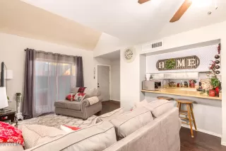 Photo #5: 6312030 Listing 