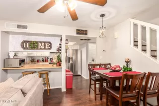 Photo #6: 6312030 Listing 