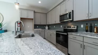 Photo #4: 6312175 Listing