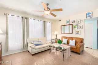 Photo #4: 6312441 Listing