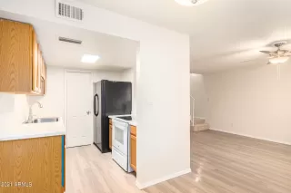 Photo #3: 6312466 Listing