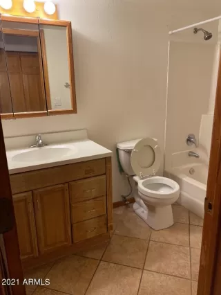 Photo #5: 6312660 Listing 