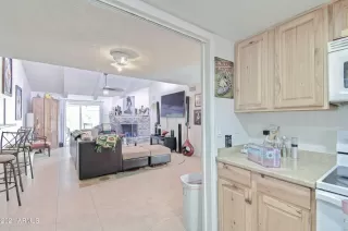 Photo #5: 6312995 Listing