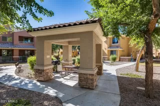 Photo #2: 6313105 Listing