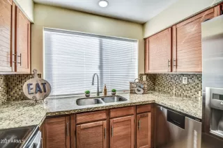 Photo #6: 6313301 Listing